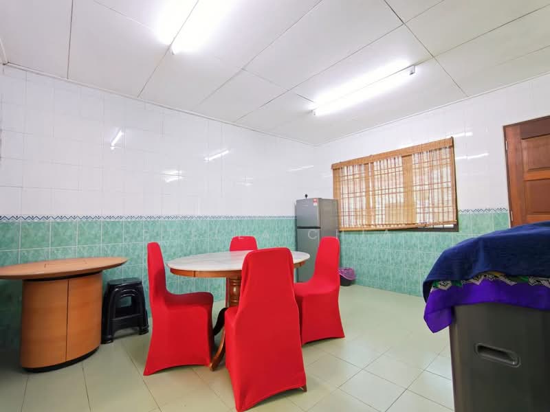 2-storey Terraced House for Rent in Johor Bahru (Johor) - Stella Chia - Dining Room - PropertyGuru.com.my