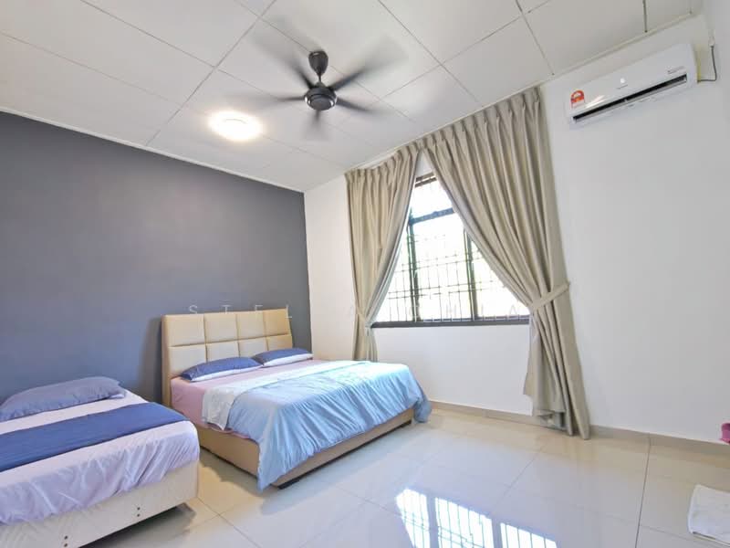 2-storey Terraced House for Rent in Johor Bahru (Johor) - Stella Chia - Bedroom - PropertyGuru.com.my