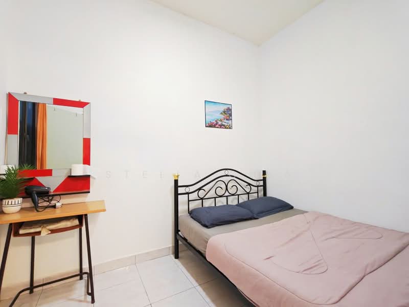 2-storey Terraced House for Rent in Johor Bahru (Johor) - Stella Chia - Bedroom - PropertyGuru.com.my