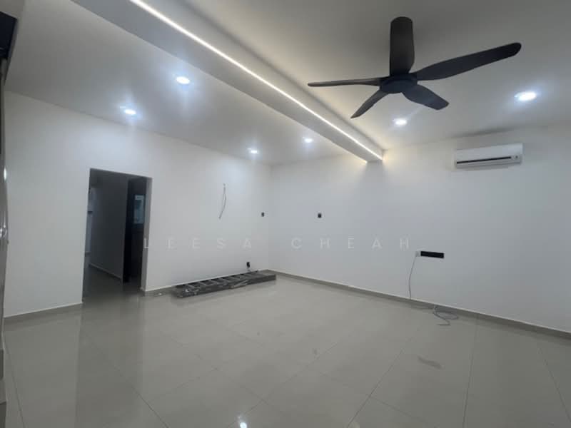 Taman Sin Tat untuk Untuk Dijual - RM 950,000, Mac 2026 - Living Room - PropertyGuru.com.my