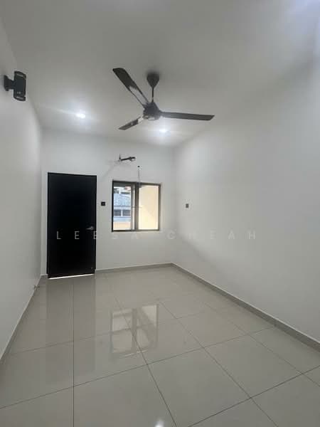 Taman Sin Tat untuk Untuk Dijual - RM 950,000, Mac 2026 - Interior - PropertyGuru.com.my