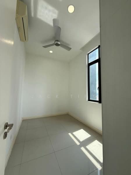 Service Residence for Sale at D'Pristine - Jack Ting - Interior - PropertyGuru.com.my