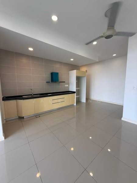 Service Residence for Sale at D'Pristine - Jack Ting - Kitchen - PropertyGuru.com.my