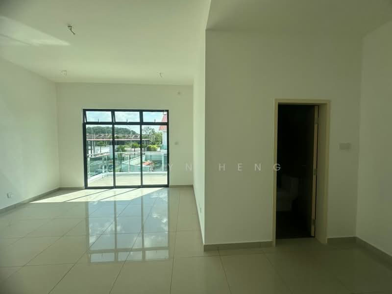 Taman Mount Austin untuk Untuk Dijual - RM 1,380,000, Mac 2026 - Living Room - PropertyGuru.com.my