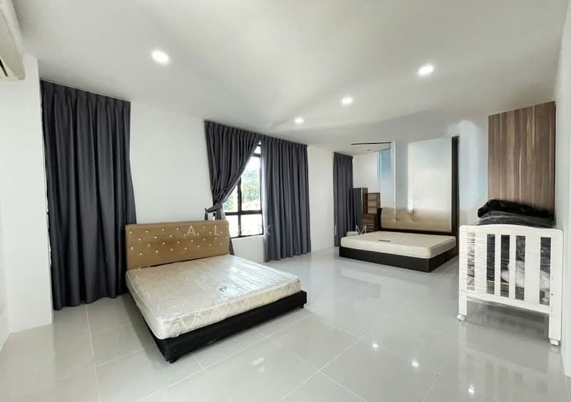 Moonlight Bay untuk Untuk Disewa - RM 8,500 /bulan, Apr 2026 - Bedroom - PropertyGuru.com.my