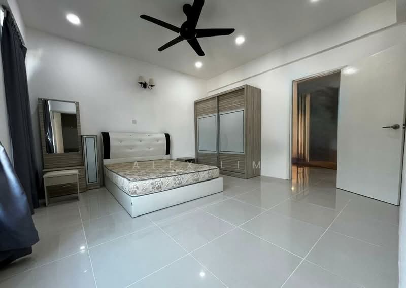 Moonlight Bay untuk Untuk Disewa - RM 8,500 /bulan, Apr 2026 - Bedroom - PropertyGuru.com.my
