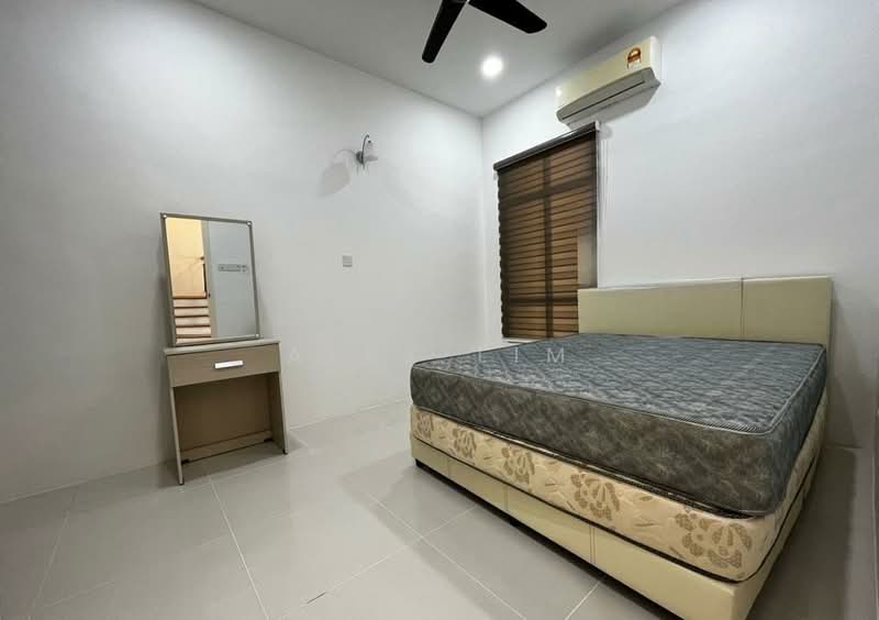 Moonlight Bay untuk Untuk Disewa - RM 8,500 /bulan, Apr 2026 - Bedroom - PropertyGuru.com.my