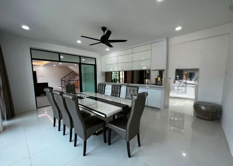 Moonlight Bay untuk Untuk Disewa - RM 8,500 /bulan, Apr 2026 - Dining Room - PropertyGuru.com.my