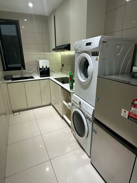 Duta Park Residences untuk Untuk Disewa - RM 3,100 /bulan, Mac 2026 - Kitchen - PropertyGuru.com.my