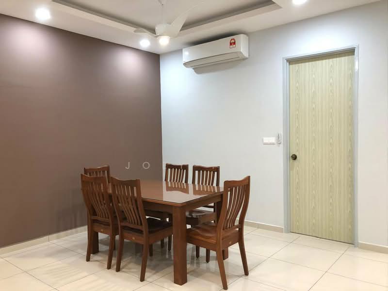 Kondominium untuk Disewa di The Clovers - Joey Teh - Dining Room - PropertyGuru.com.my