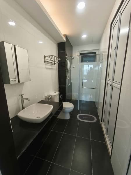 Kondominium untuk Disewa di The Clovers - Joey Teh - Bathroom - PropertyGuru.com.my