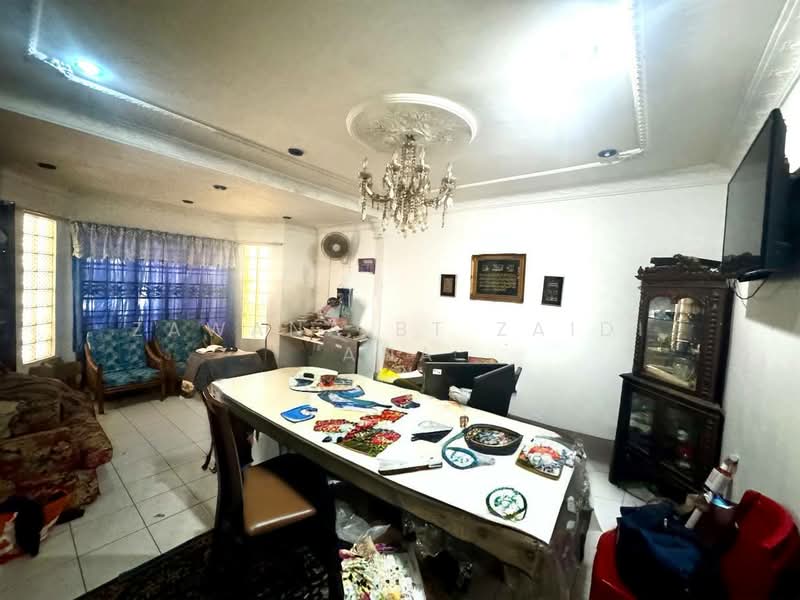 Section 6 @ Kota Damansara untuk Untuk Dijual - RM 830,000, Mac 2026 - Living Room - PropertyGuru.com.my