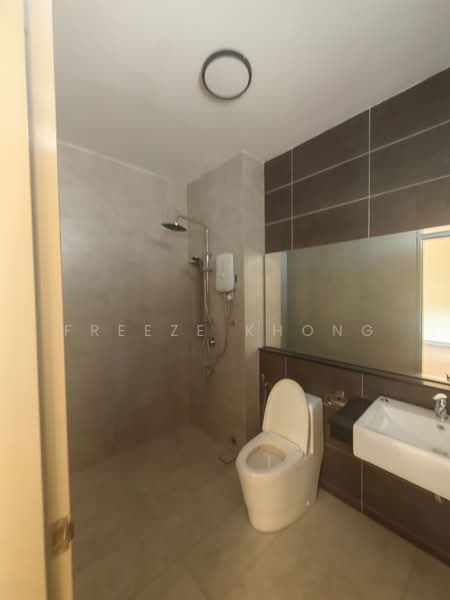 2-storey Terraced House for Sale in Elmina (Shah Alam) - Freeze Khong - Bathroom - PropertyGuru.com.my