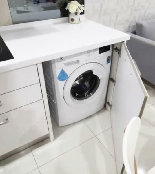 Mercu Summer Suites untuk Untuk Dijual - RM 500,000, Apr 2026 - Kitchen - PropertyGuru.com.my