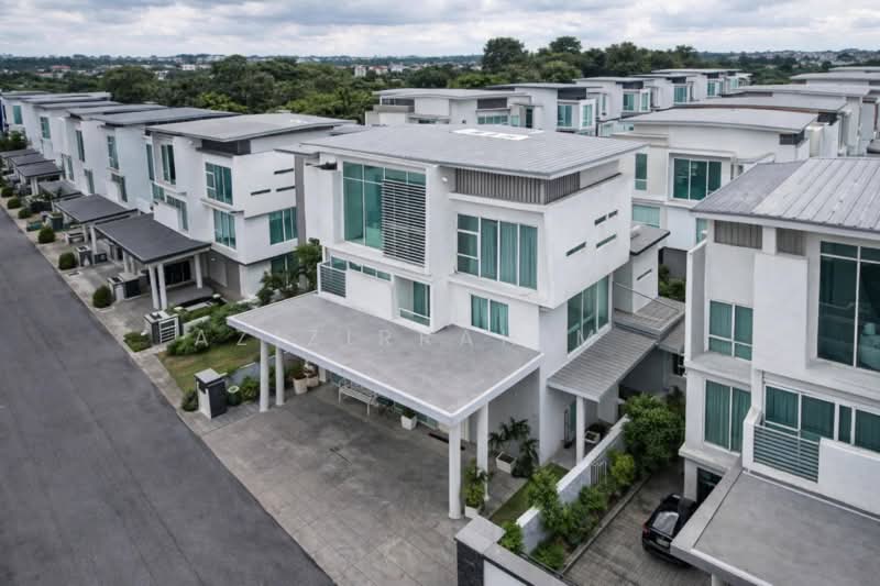 Jacaranda @ Garden Residence Cyberjaya untuk Untuk Disewa - RM 16,000 /bulan, Mac 2026 - Exterior - PropertyGuru.com.my