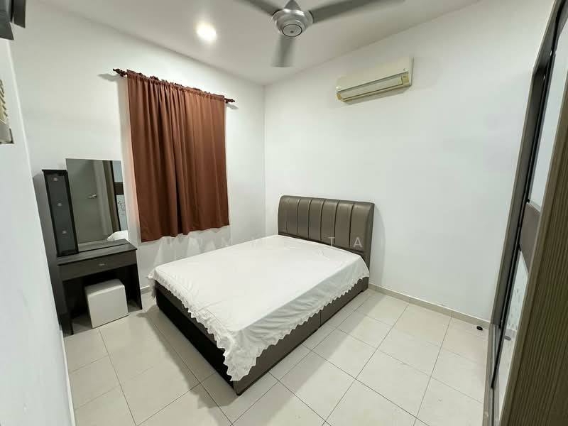 2-storey Terraced House for Rent in Taman Daya (Johor Bahru) - Tommy Tai - Bedroom - PropertyGuru.com.my