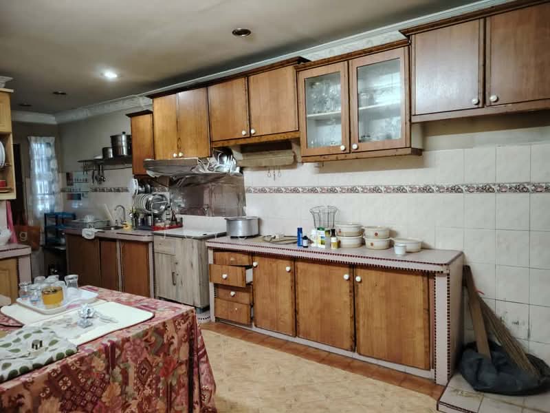 2-storey Terraced House for Sale in Puchong (Selangor) - Joyce Hoo - Kitchen - PropertyGuru.com.my