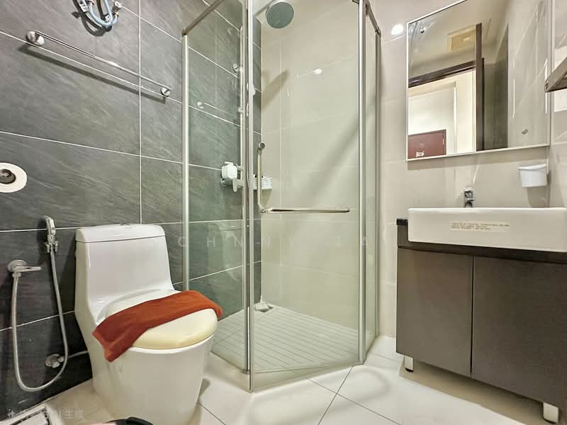 Condominium for Rent at Bay Point @ Country Garden Danga Bay - Johnny Tan - Bathroom - PropertyGuru.com.my