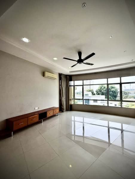 Condominium for Rent at The View Condominium - KK Kwok - Living Room - PropertyGuru.com.my
