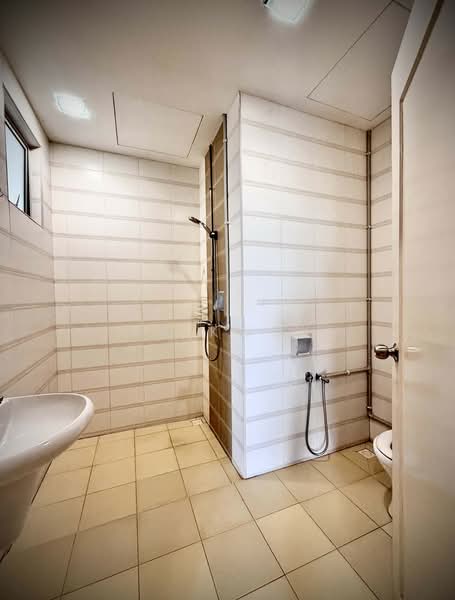 Condominium for Rent at The View Condominium - KK Kwok - PropertyGuru.com.my