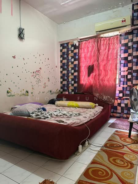 Flat for Sale at Taman Impian Indah - Shoke Funn Lee - Bedroom - PropertyGuru.com.my