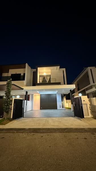 Cluster House for Rent in Austin Crest (Johor Bahru) - Thea Lai - Exterior - PropertyGuru.com.my