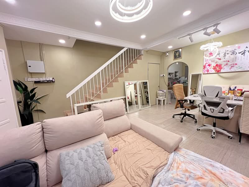 Taman Sri Aman untuk Untuk Dijual - RM 780,000, Apr 2026 - Living Room - PropertyGuru.com.my