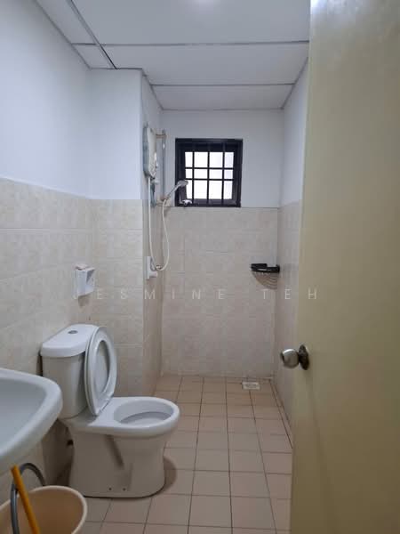 Condominium for Sale at Sri Putramas - Jesmine Teh - Bathroom - PropertyGuru.com.my