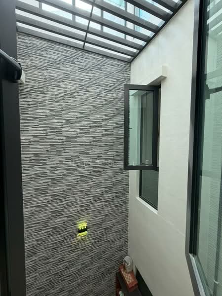 Semi-Detached House for Rent in Telok Panglima Garang (Selangor) - Chris Lee - Exterior - PropertyGuru.com.my