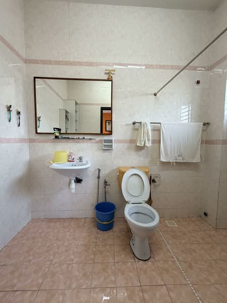2-storey Terraced House for Sale in Shah Alam (Selangor) - Chong Yien Chin - Bathroom - PropertyGuru.com.my