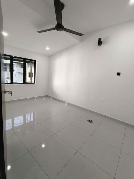 Taman Sin Tat untuk Untuk Dijual - RM 950,000, Mac 2026 - Interior - PropertyGuru.com.my