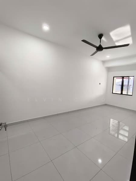 Taman Sin Tat untuk Untuk Dijual - RM 950,000, Mac 2026 - Interior - PropertyGuru.com.my