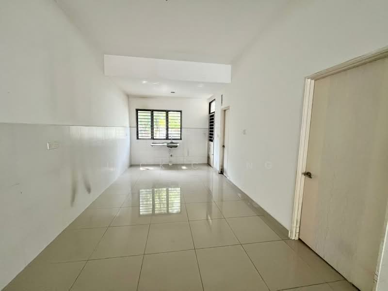 2-storey Terraced House for Sale in M Residence (Rawang) - Jack Cheng - Kitchen - PropertyGuru.com.my