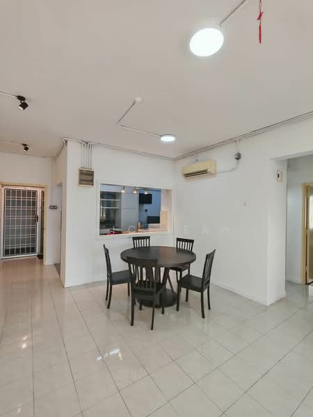 Permas Ville Apartment untuk Untuk Disewa - RM 2,000 /bulan, Apr 2026 - Dining Room - PropertyGuru.com.my