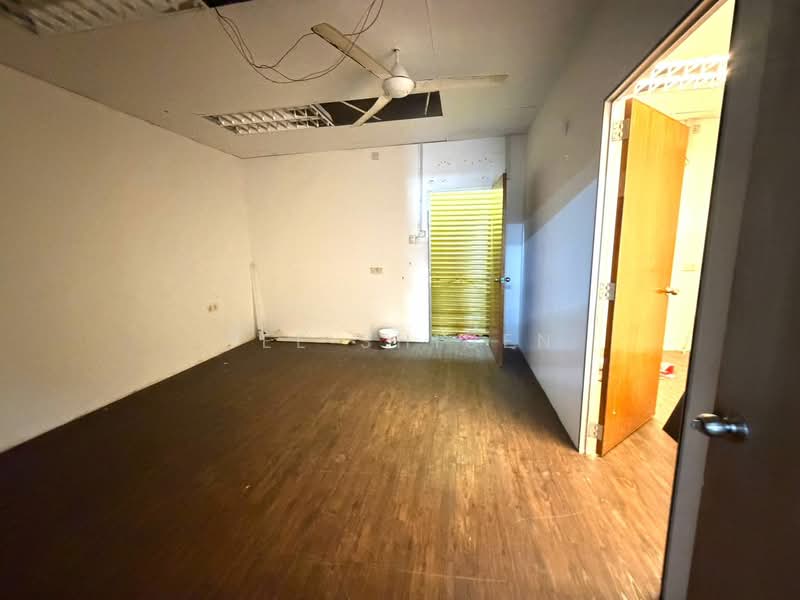 Kedai / Pejabat untuk Disewa di Taman Daya (Johor Bahru) - Yee Shiuen - Interior - PropertyGuru.com.my