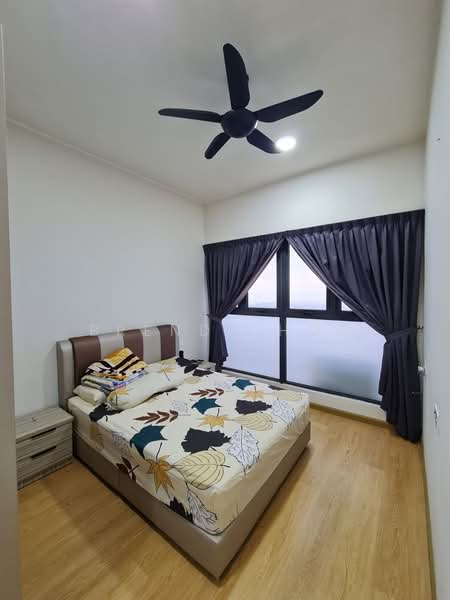 Condominium for Rent at Amberside @ Country Garden Danga Bay - Brendy Hoo - Bedroom - PropertyGuru.com.my