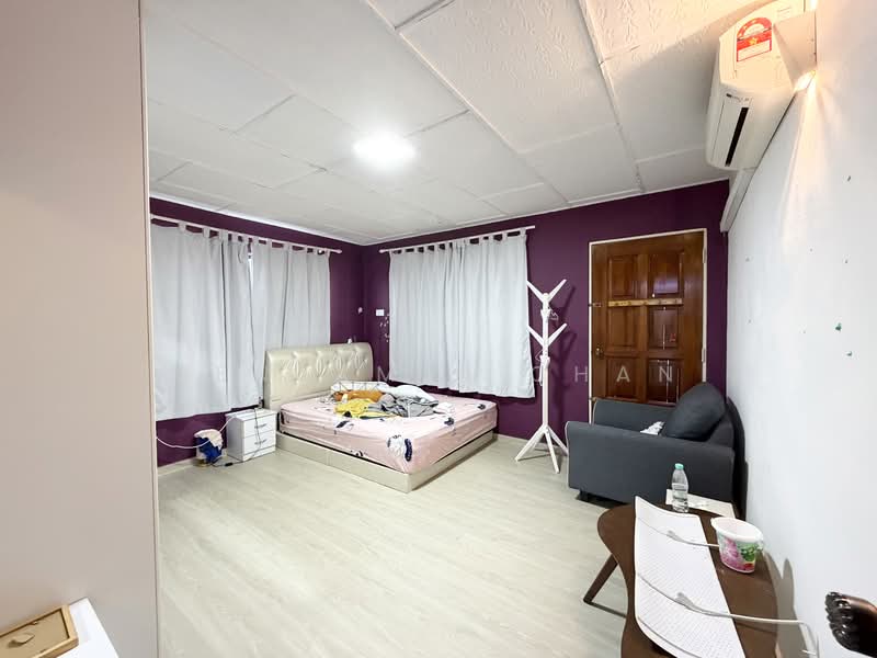 2-storey Terraced House for Sale in Pontian (Johor) - Benjamin Chan - Bedroom - PropertyGuru.com.my