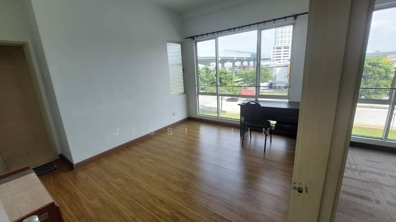 Office for Rent in Kota Damansara (Selangor) - Jessie Lin - Study - PropertyGuru.com.my