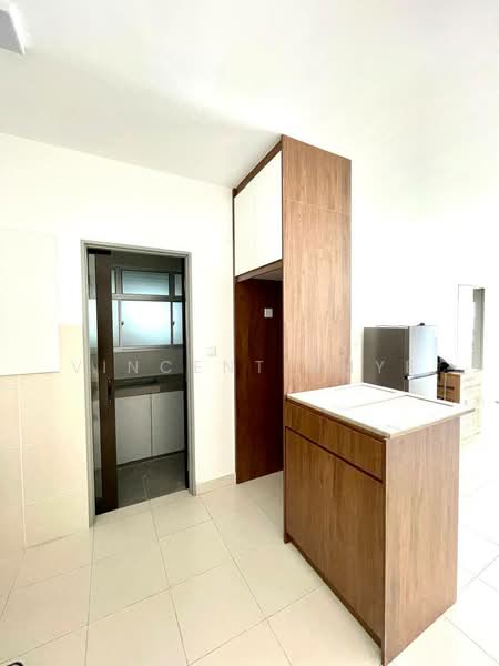 Kondominium untuk Disewa di Residensi Desa Satumas - Vincent Chye - Kitchen - PropertyGuru.com.my