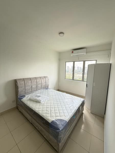 Kondominium untuk Disewa di Residensi Desa Satumas - Vincent Chye - Bedroom - PropertyGuru.com.my