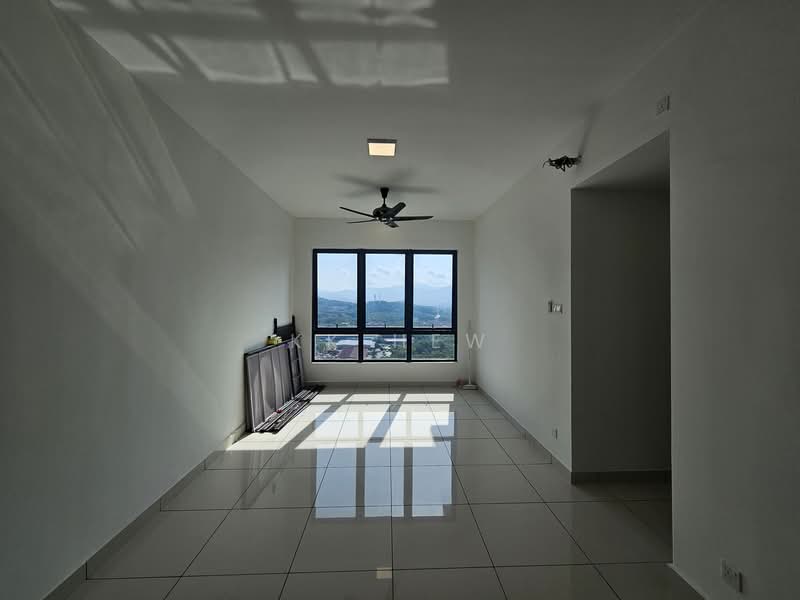 Servis Apartment untuk Dijual di Kiara Plaza - KK HEW - Living Room - PropertyGuru.com.my