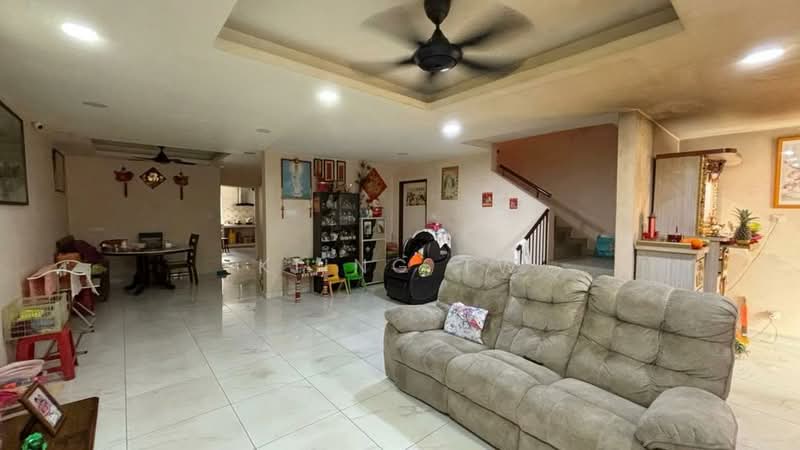 2-storey Terraced House for Sale in Taman Sri Bintang (Kepong) - Kiing TW - Living Room - PropertyGuru.com.my