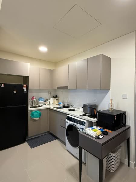 Service Residence for Rent at 8th & Stellar - Ivy Wong - Kitchen - PropertyGuru.com.my