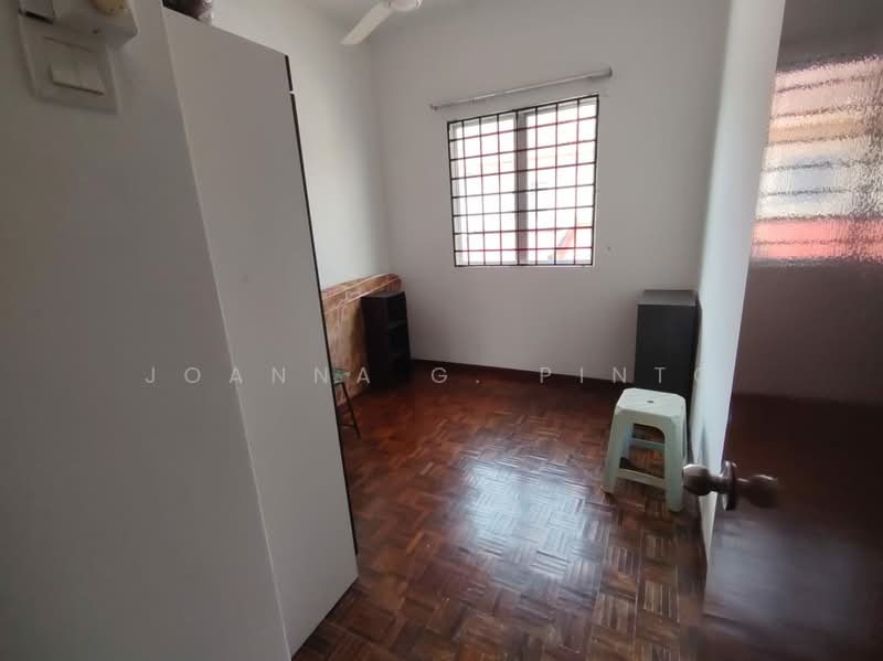 2-storey Terraced House for Rent in Shah Alam (Selangor) - Joanna G. Pinto - Bedroom 3 - PropertyGuru.com.my