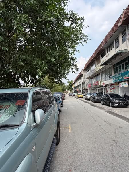 Shop for Rent in Taman Sri Serdang (Seri Kembangan) - Ivan Tan - PropertyGuru.com.my