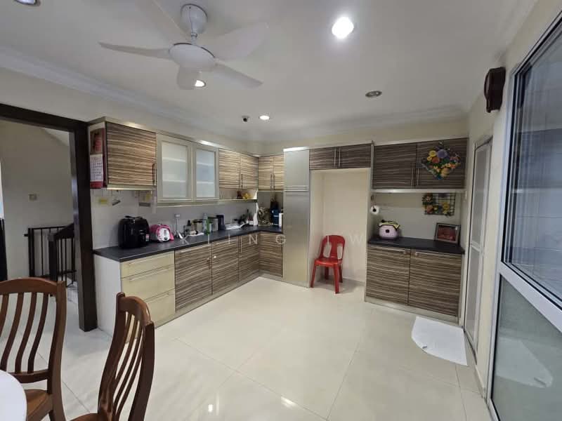 Rumah Teres 2.5-Tingkat untuk Dijual di Taman Sri Bintang (Kepong) - Kiing TW - Kitchen - PropertyGuru.com.my