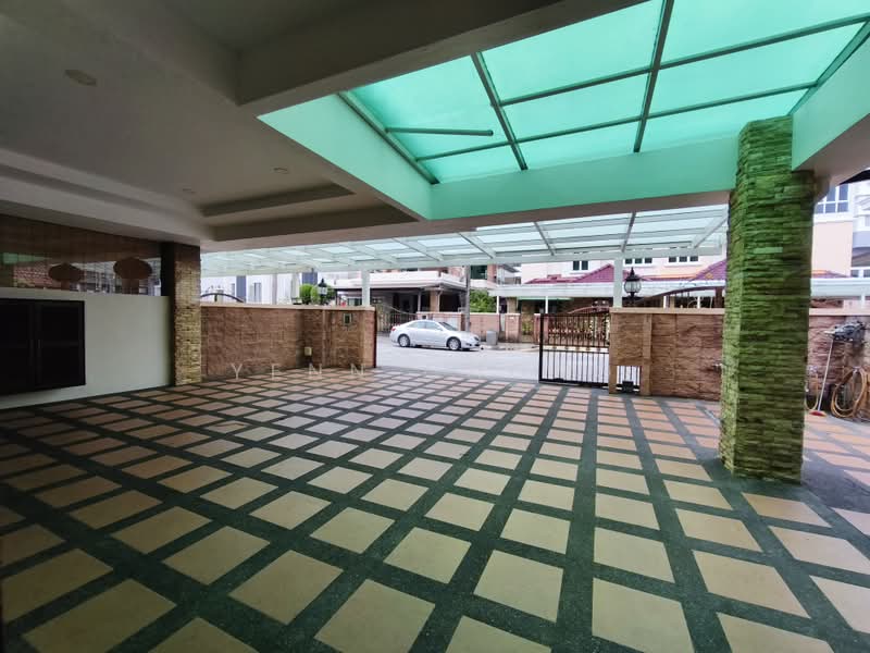 Rumah Berkembar untuk Dijual di Kampung Baru Salak Selatan (Salak South) - Yenn Chong - PropertyGuru.com.my