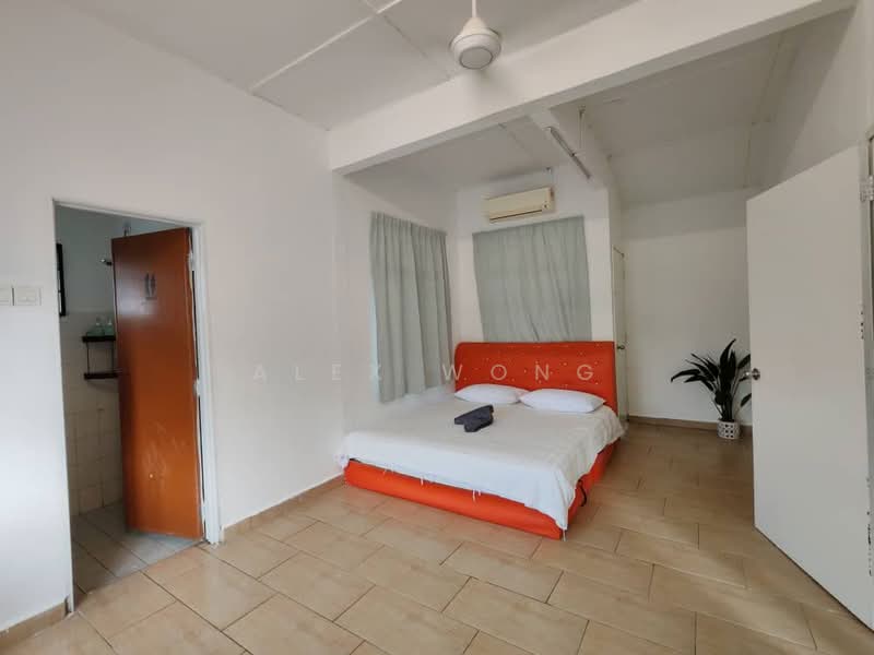 Semi-Detached House for Rent in Kajang (Selangor) - Alex Wong - Bedroom - PropertyGuru.com.my