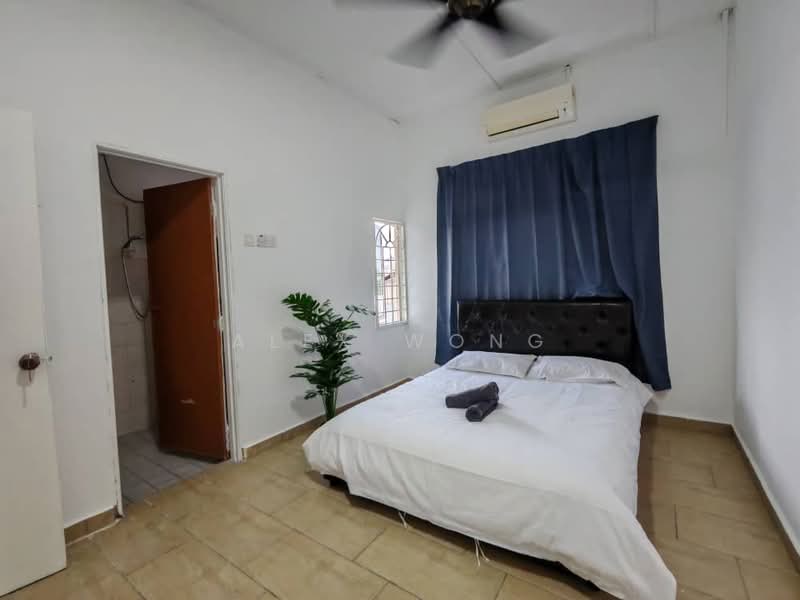 Semi-Detached House for Rent in Kajang (Selangor) - Alex Wong - Bedroom - PropertyGuru.com.my
