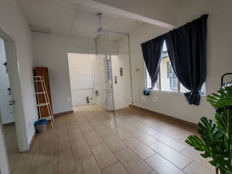 Semi-Detached House for Rent in Kajang (Selangor) - Alex Wong - Living Room - PropertyGuru.com.my